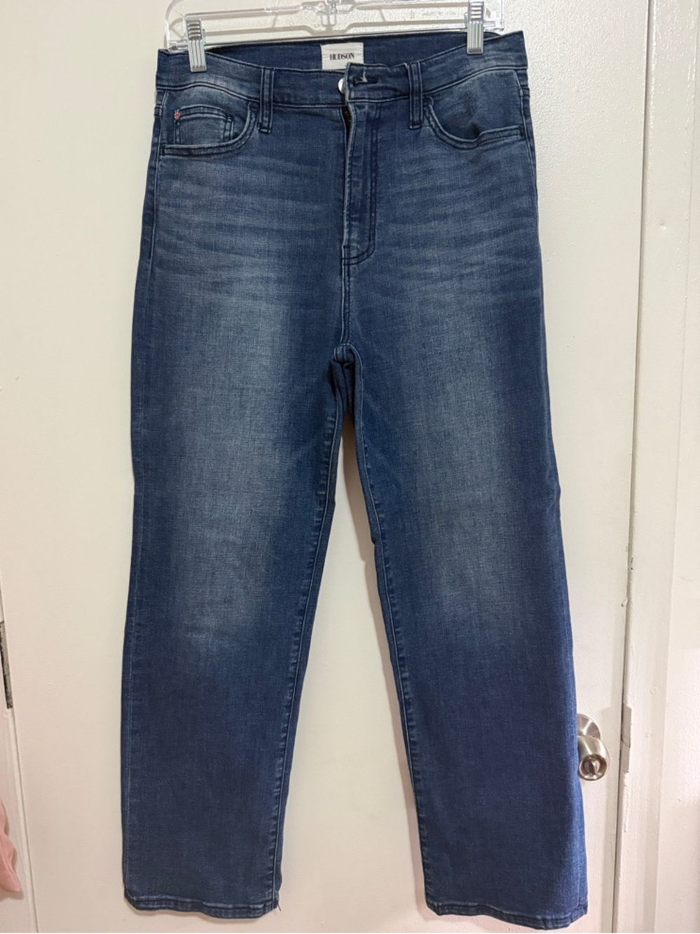Hudson Jeans women’s Straight Jeans - Medium Blue Wash